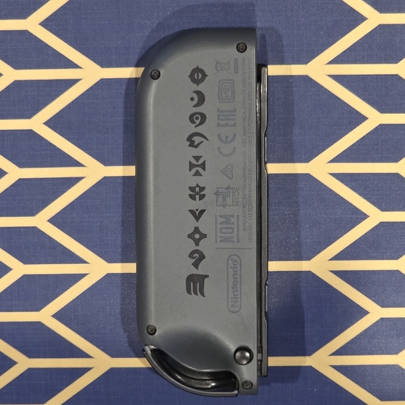 Nintendo Switch Left Joycon Monster Hunter - Excellent Condition - Picture 2 of 11